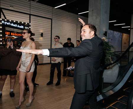 Александр Гобозов стал востребованным ведущим