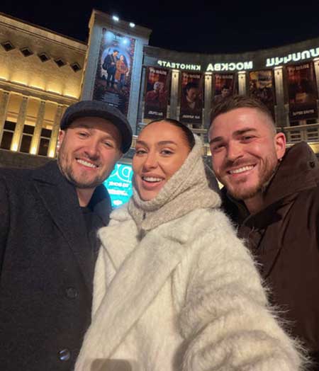 Семья Капаклы и Влад Кадони отдыхают в Ереване