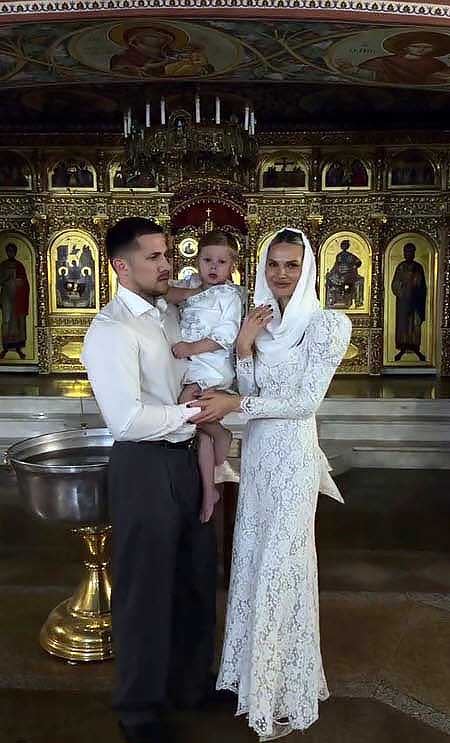 Федор и Анита Стрелковы: «Мы покрестили нашего сына»