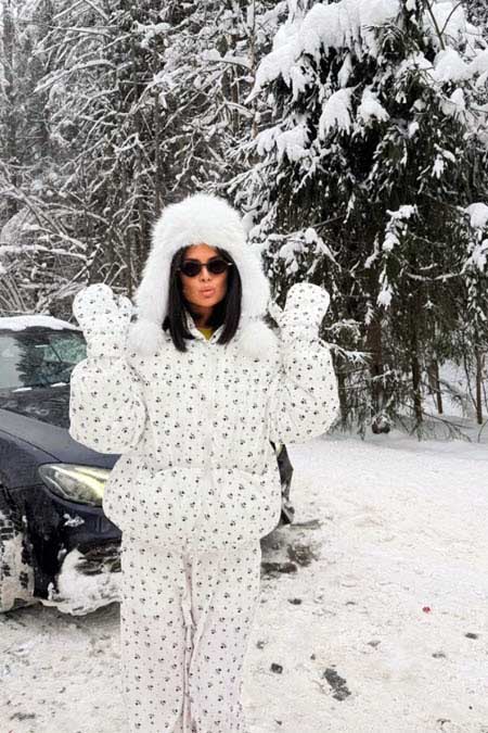 13 января «девочка - праздник» Вика Романец отмечала день рождения