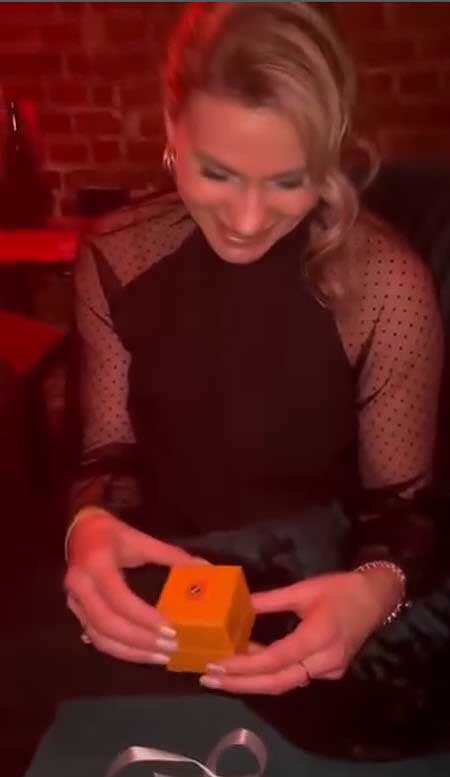 Вероника и Артем Гавришов – свидание за периметром и подарок Веронике, Артем и психолог Светлана Прель – общение в ресторане по просьбе Артема