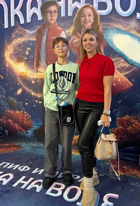 Свежие фото детей бывших участников проекта