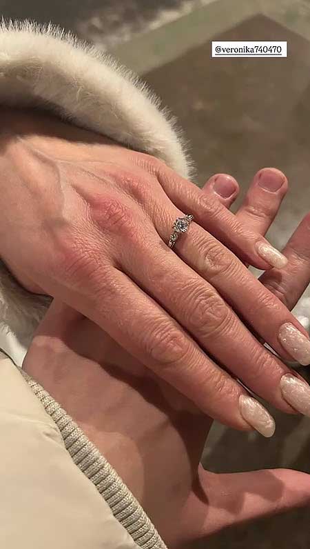 Артем преподнес Веронике очередной дорогой подарок или это еще одно предложение выйти за него замуж?