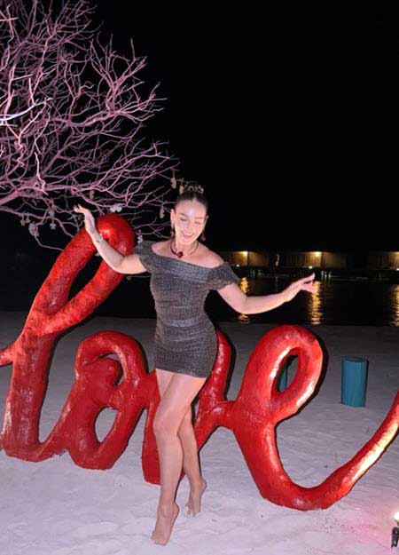 Ольга Бузова отметила свой день рождения на Мальдивах с мамой