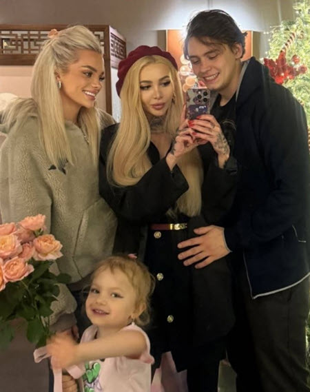 Клава Безверхова рассталась со своим парнем Романом Шкуро