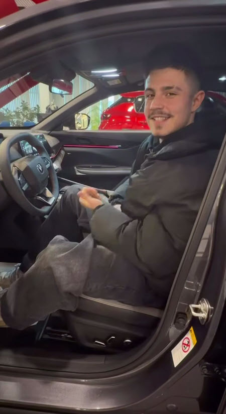 Никита Гуранда купил свой первый автомобиль