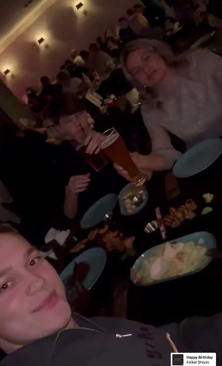 Вероника Гракович отметила ДР сына Андрея в компании Артема Гавришова