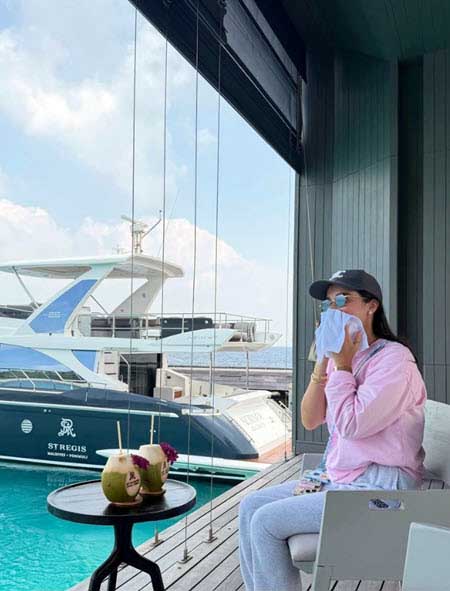 Бородина с мужем и Орлова с мужем и дочкой отдыхают на Мальдивах