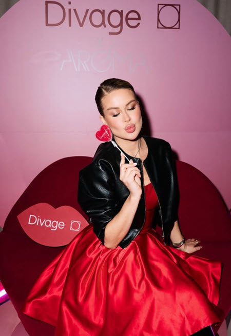 Подписчики раскритиковали внешность Марины Африкантовой: «То ли отекла, то ли поправилась»