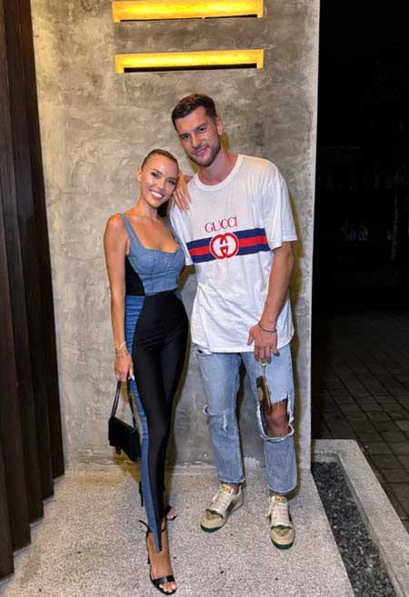 Свежие фото бывших участников проекта