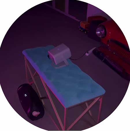 Тигран играет в нарды с портретом Григорьева, а Леончик ищет по дому Оливку