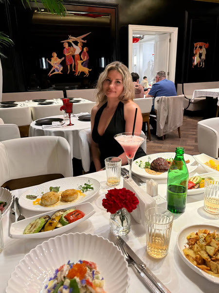 Вероника утро Дня влюбленных провела с Гавришовым, а вечер с Элиной