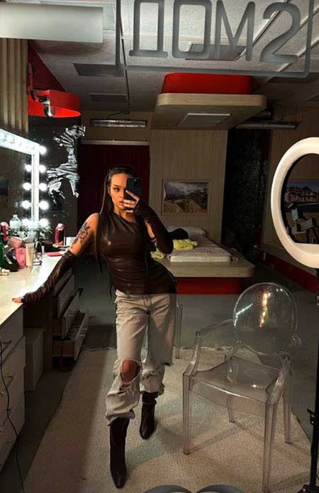 Новенькая Соня Гриневская и ее «доча»