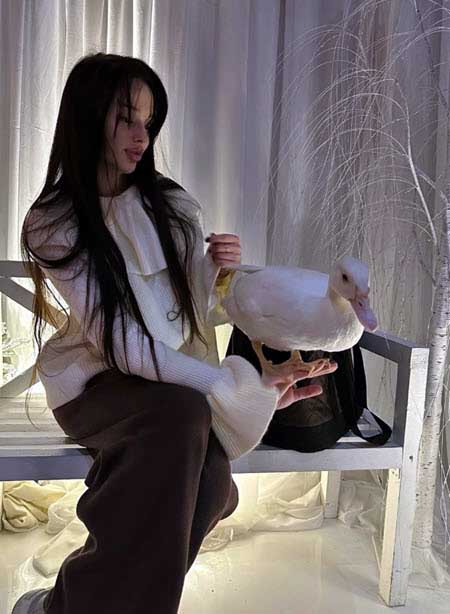 Новенькая Соня Гриневская и ее «доча»