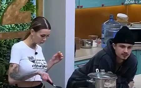 Элина про заселение Никиты с Клавой: «Я три дня рыдала, мне было очень плохо и больно»