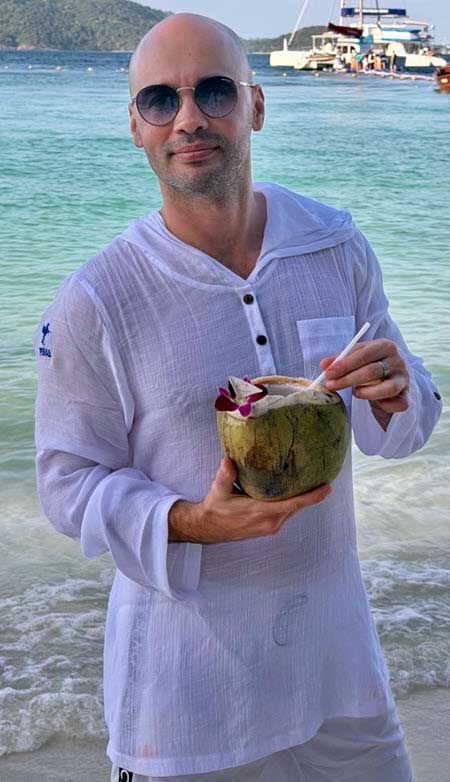 Андрей Черкасов отметил день рождения