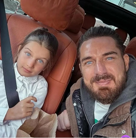 Сыну Курбана Омарова и брату Теоны исполнился 1 год