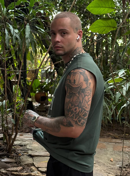 Настя Стецевьят поздравила мужа Максима Колесникова с днем рождения