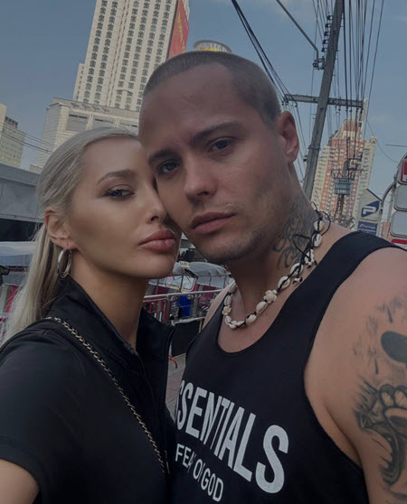 Настя Стецевьят поздравила мужа Максима Колесникова с днем рождения