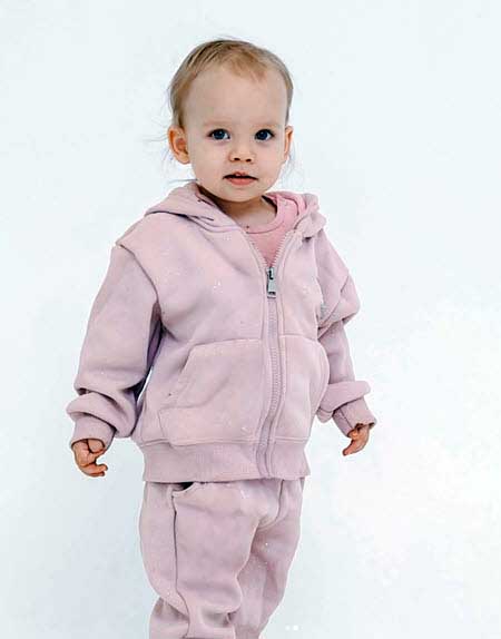 У Саши Гобозова родился сын Михаил