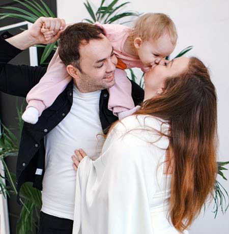 У Саши Гобозова родился сын Михаил