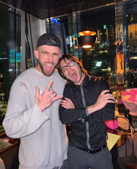 Алексей Безус отметил день рождения