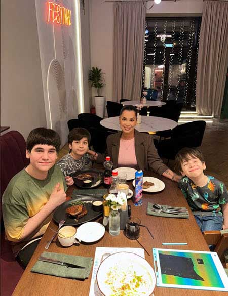 Старший сын Тиграна Салибекова и Юли Колисниченко получил паспорт