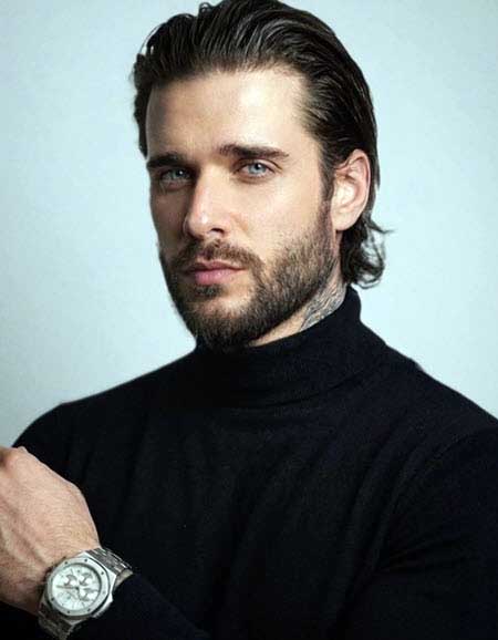 Евгений и Настя Ромашовы уже почти месяц живут в Китае