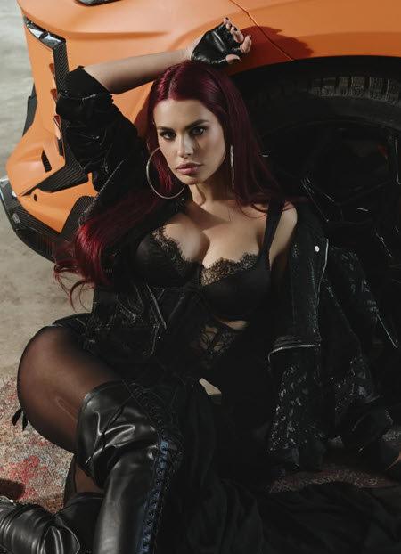 Ира Пинчук прикупила новую машинку и сходила на несколько неудачных свиданий