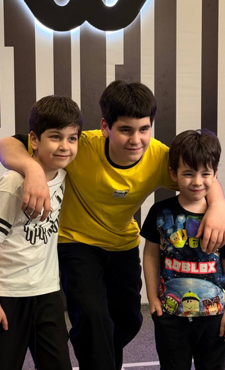 Тигран был бы рад, если бы его старший сын Ролан взял фамилию матери