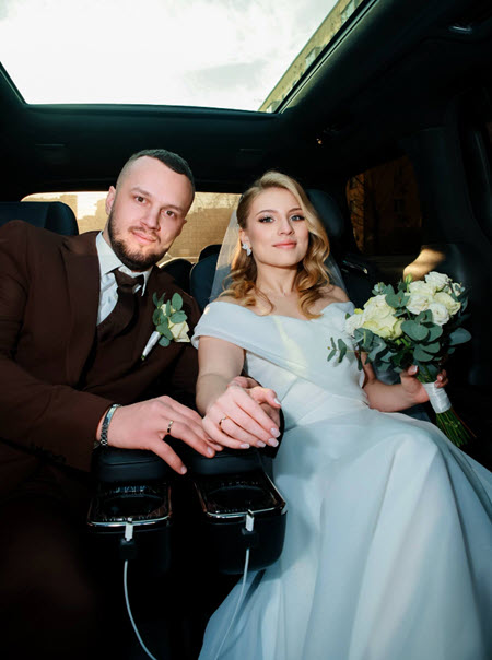 Бывший участник проекта, бывший парень Лизы Субботиной, ветеран боевых действий, Александр Демин женился