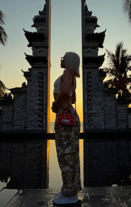 Элина Рахимова покинула поляну и проект