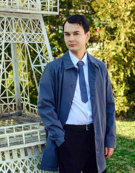 Свежие фото ведущих проекта Дом 2