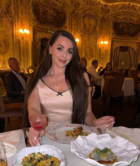 Дима Дмитренко заявил, что его бывшая жена разыграла всех, нет у нее никакой своей квартиры