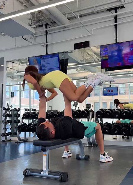 Андрею Шабарину исполнилось 42 года