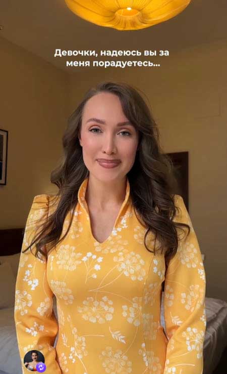 Лиза Полыгалова получила в подарок на ДР от жениха серьги с бриллиантами