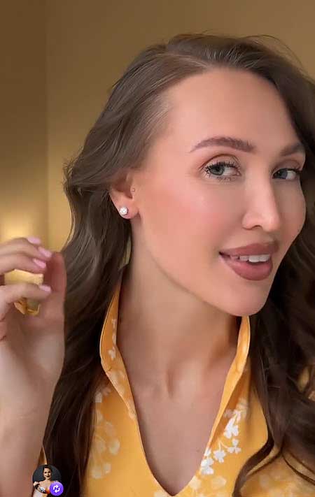 Лиза Полыгалова получила в подарок на ДР от жениха серьги с бриллиантами