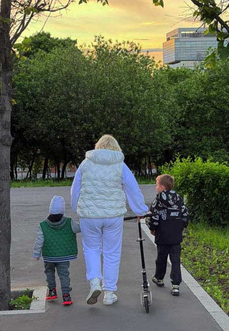 Алена Савкина и ее сыночки