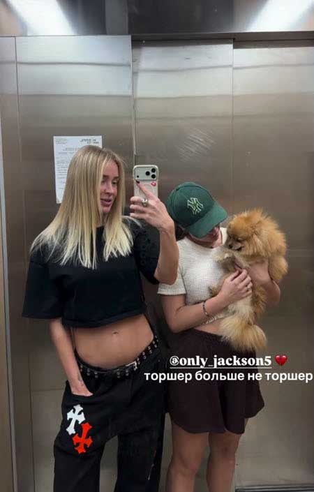 Евгения Дорожкина прилетела в Москву и собирается разводиться