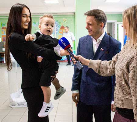 Свежие фото бывших участников проекта 