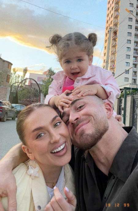 Свежие фото бывших участников проекта 