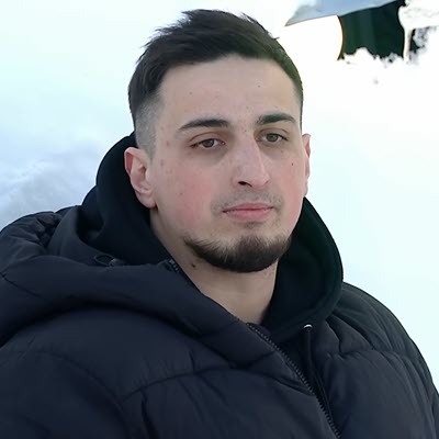 Руслан Асланов